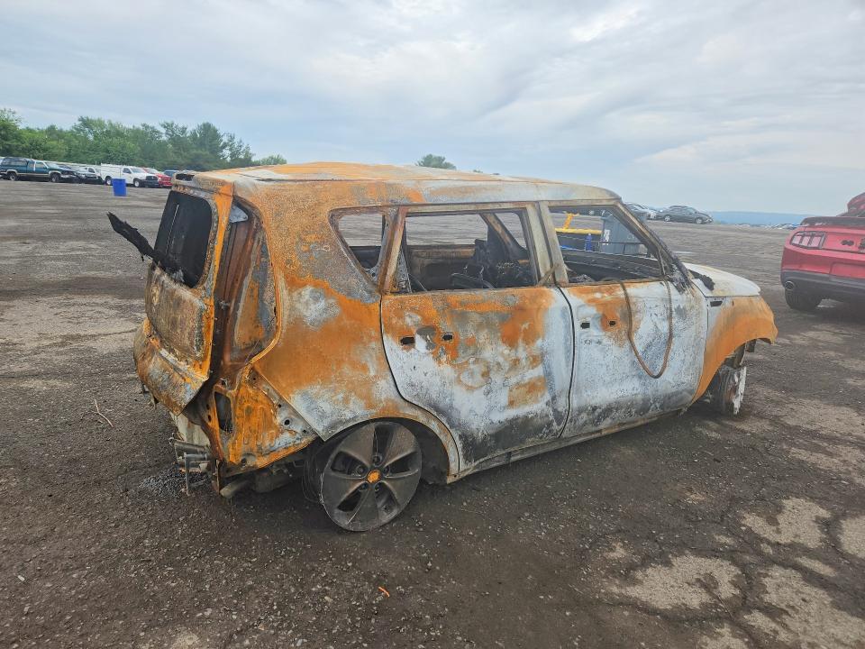 2016 Kia Soul VIN KNDJN2A27G7833751 COPART salvage auction — BURN, PA - CERTIFICATE OF SALVAGE, sold $175 on 2026-07-17 (photo 3)