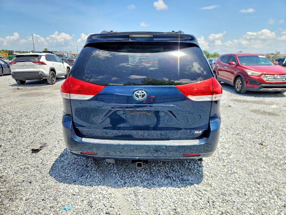 2011 Toyota Sienna VIN 5TDYK3DC9BS085181 COPART salvage auction — FRONT END, Fl - Certificate Of Destruction, sold $1,500 on 2026-07-06 (photo 6)