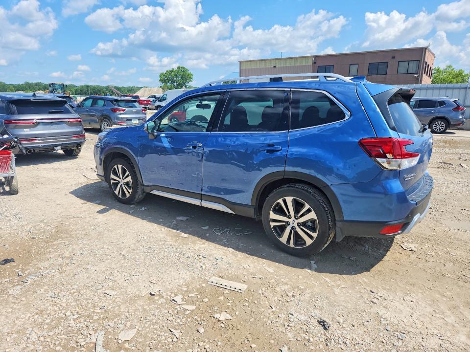 2022 Subaru Forester VIN JF2SKARC2NH483443 COPART salvage auction — HAIL, Ks - Cert Of Title-Salvage, sold $1,100 on 2026-07-30 (photo 2)