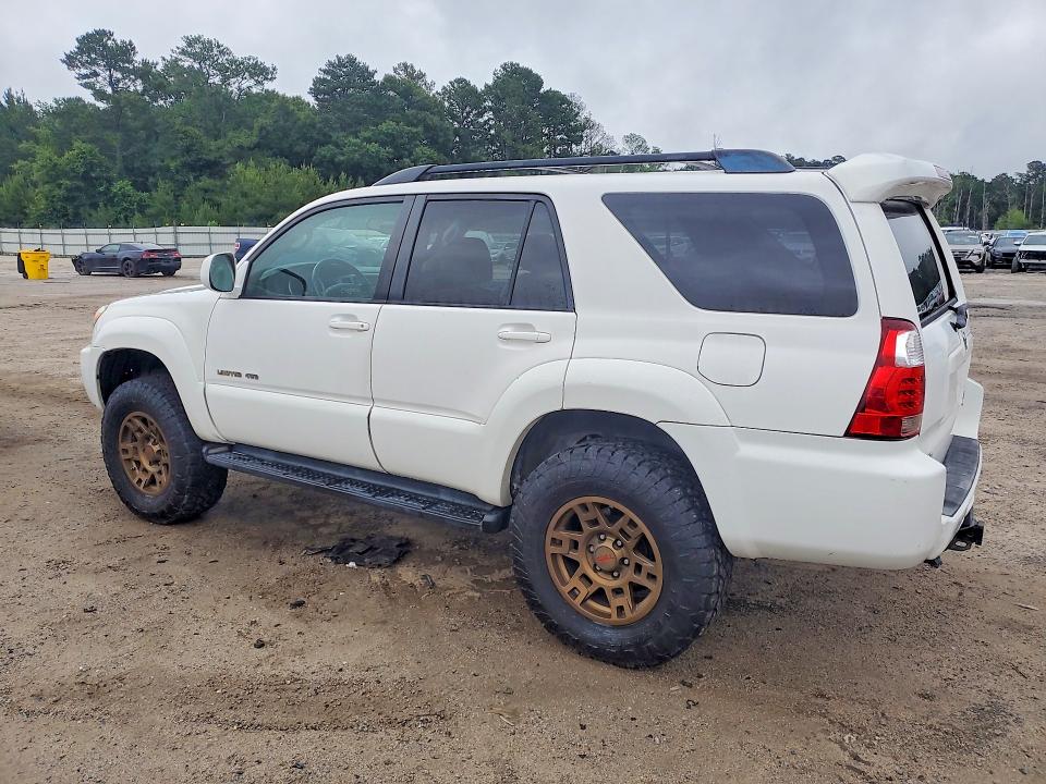 2006 Toyota 4runner VIN JTEBT17R260060666 COPART salvage auction — MINOR DENT/SCRATCHES, Sc - Certificate Of Title, sold $3,850 on 2026-07-06 (photo 2)