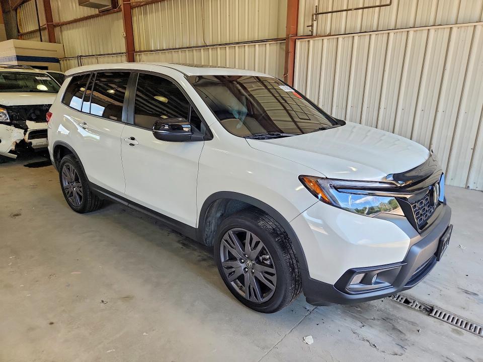 2021 Honda Passport VIN 5FNYF8H55MB042414 COPART salvage auction — SIDE, Va - Cert Of Title - Salvage, sold $10,200 on 2026-07-10 (photo 4)