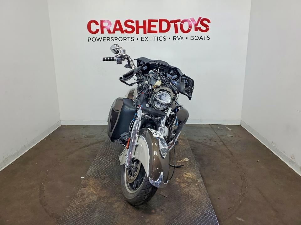 2023 Indian motorcycle co. Roadmaster VIN 56KTRABB3P3413136 COPART salvage auction — SIDE, MN - CERT OF TITLE-SALVAGE, sold $3,150 on 2026-07-30 (photo 2)