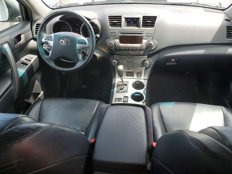 2013 Toyota Highlander VIN 5TDBK3EHXDS186099 COPART salvage auction — SIDE, On - Permit Salvage, sold $3,000 on 2026-07-28 (photo 8)