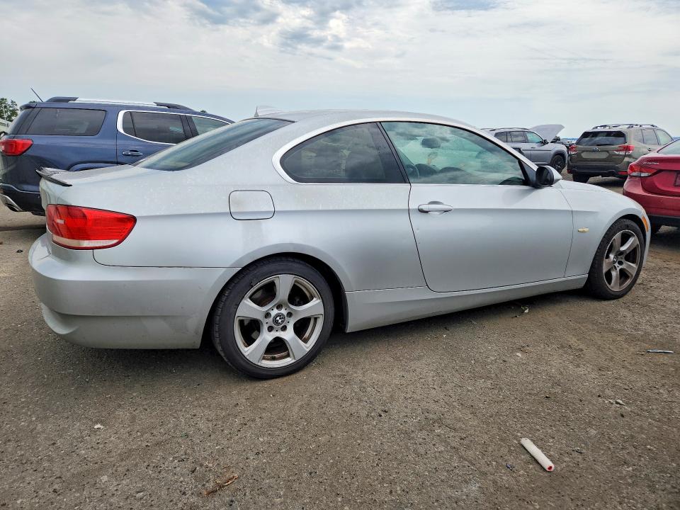 2007 BMW 3 series VIN WBAWV53557P077381 COPART salvage auction — SIDE, Pa - Certificate Of Salvage, sold $450 on 2026-07-17 (photo 3)