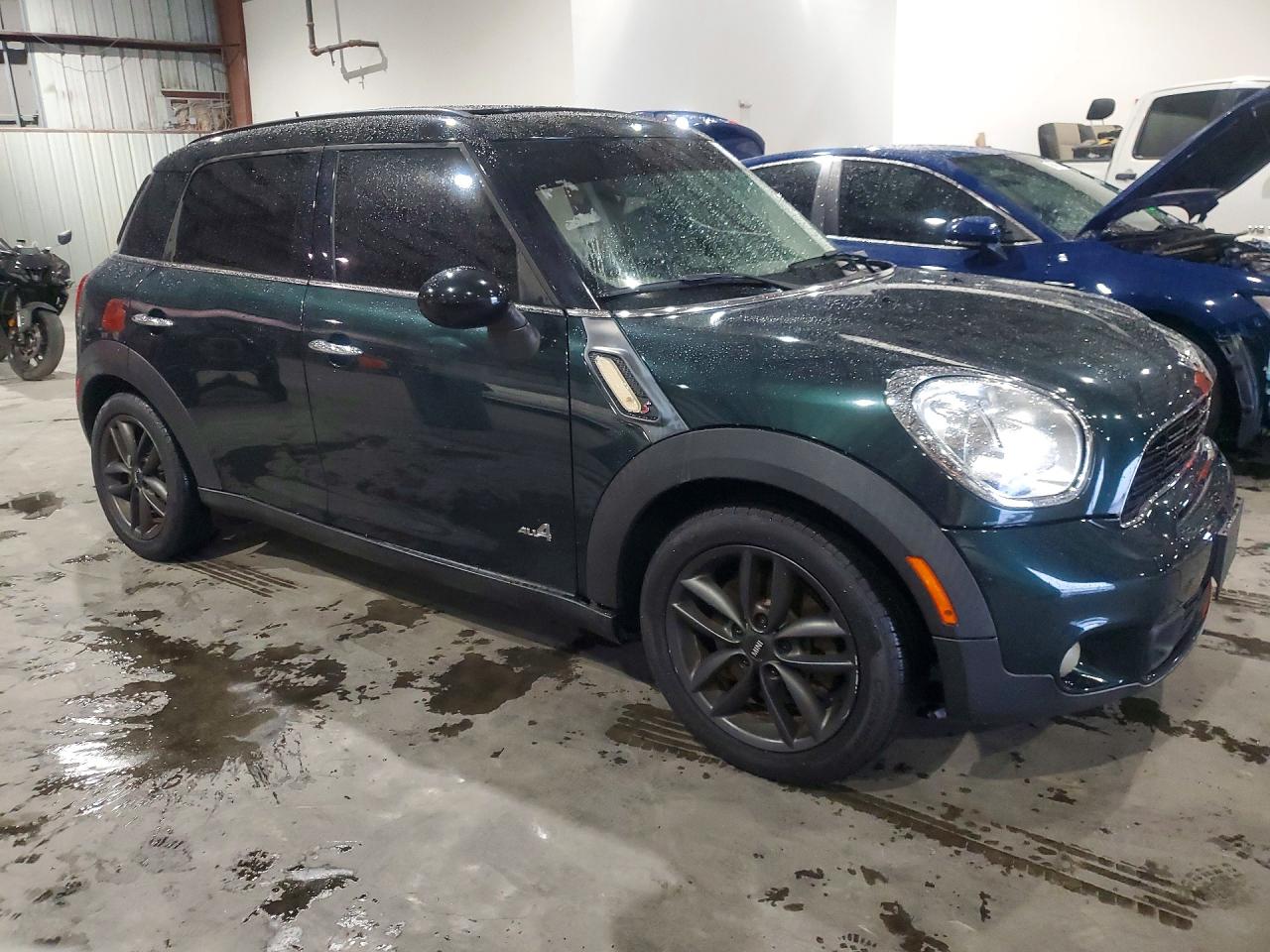 2014 Mini Cooper VIN WMWZC5C5XEWM17582 COPART salvage auction — Side, NJ - CERTIFICATE OF TITLE, sold $850 on 2026-08-31 (photo 4)