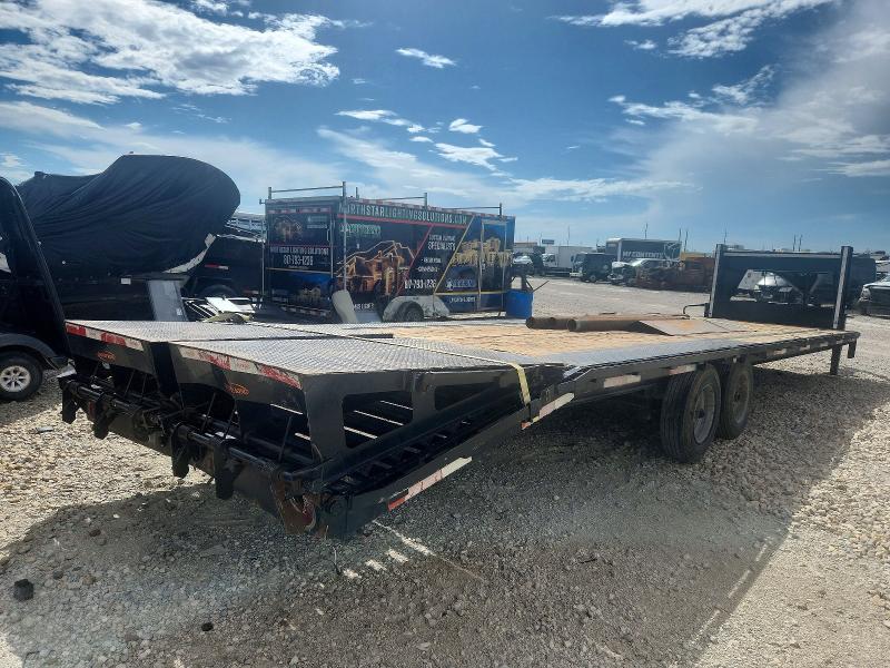 2022 Other Utility VIN 17YGA3226NB084441 COPART salvage auction — REAR END, TX - SALVAGE VEHICLE TITLE, sold $2,750 on 2026-07-30 (photo 4)