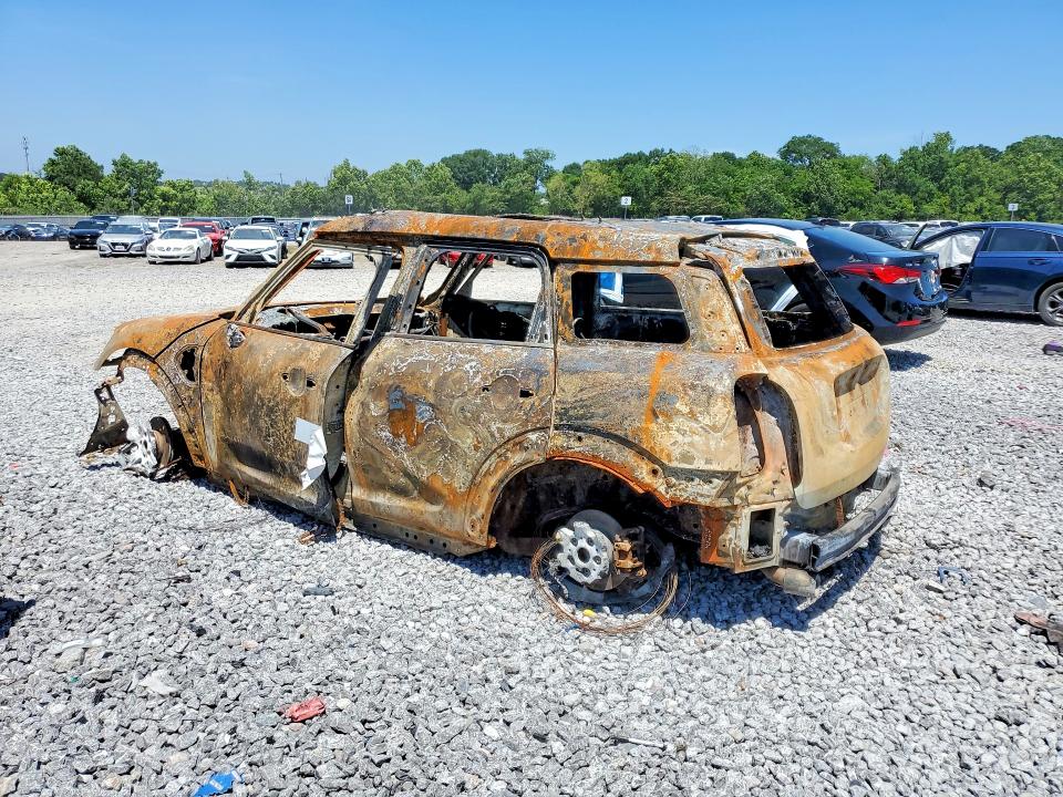 2019 Mini Cooper VIN WMZYV5C5XK3F57513 COPART salvage auction — BURN, TX - NONREPAIRABLE TITLE, sold $200 on 2026-08-11 (photo 2)