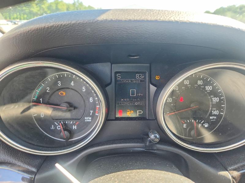 2011 Jeep Grand cherokee VIN 1J4RR4GGXBC551491 COPART salvage auction — MECHANICAL, Ct - Certificate Of Title, sold $700 on 2026-07-02 (photo 9)