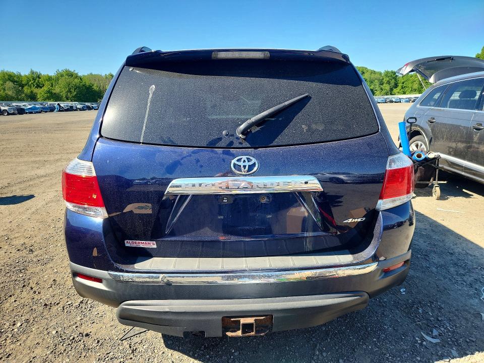 2011 Toyota Highlander VIN 5TDDK3EH6BS060277 COPART salvage auction — FRONT END, Ma - Cert Of Title-Reconstrctd Coll, sold $2,600 on 2026-07-08 (photo 6)