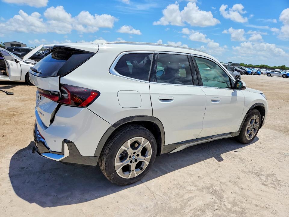 2026 BMW X1 VIN WBX73EF00T5620416 COPART salvage auction — REAR END, Fl - Certificate Of Title, sold $17,600 on 2026-07-13 (photo 3)