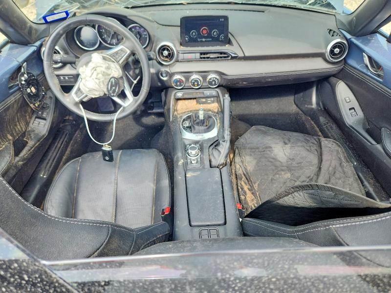 2021 Mazda Mx-5 miata VIN JM1NDAM72M0457924 COPART salvage auction — ALL OVER, Tx - Salvage Vehicle Title, sold $70 on 2026-07-30 (photo 8)