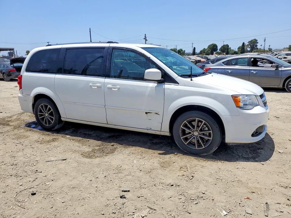 2017 Dodge VIN 2C4RDGCG1HR761263 COPART salvage auction — SIDE, Ca - Dis/Dlr/Exp Only Clean Title, sold $850 on 2026-07-27 (photo 4)