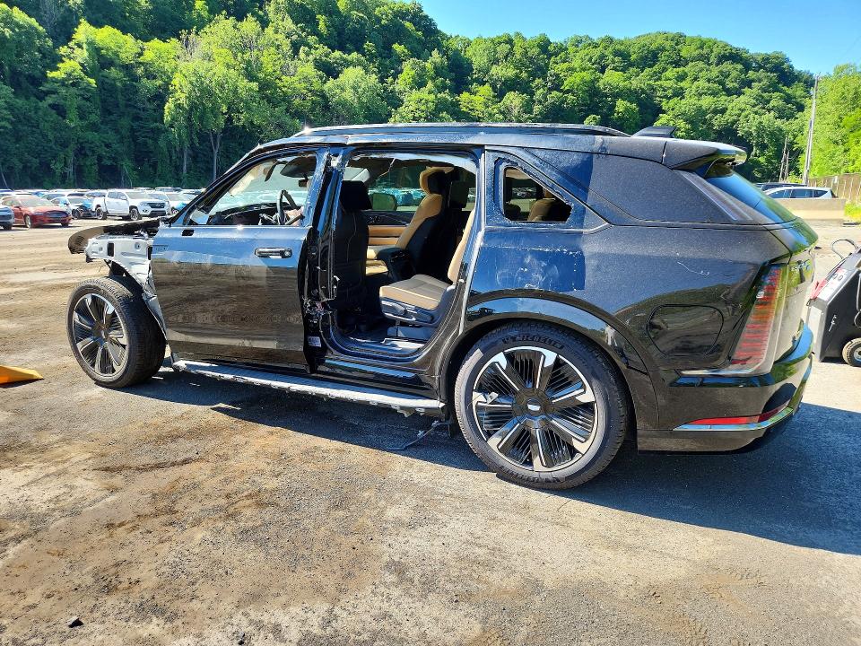 2025 Cadillac Escalade VIN 1GYTEFKL1SU100607 COPART salvage auction — FRONT END, NJ - CERT OF TITLE-SALVAGE, sold $24,700 on 2026-07-21 (photo 2)