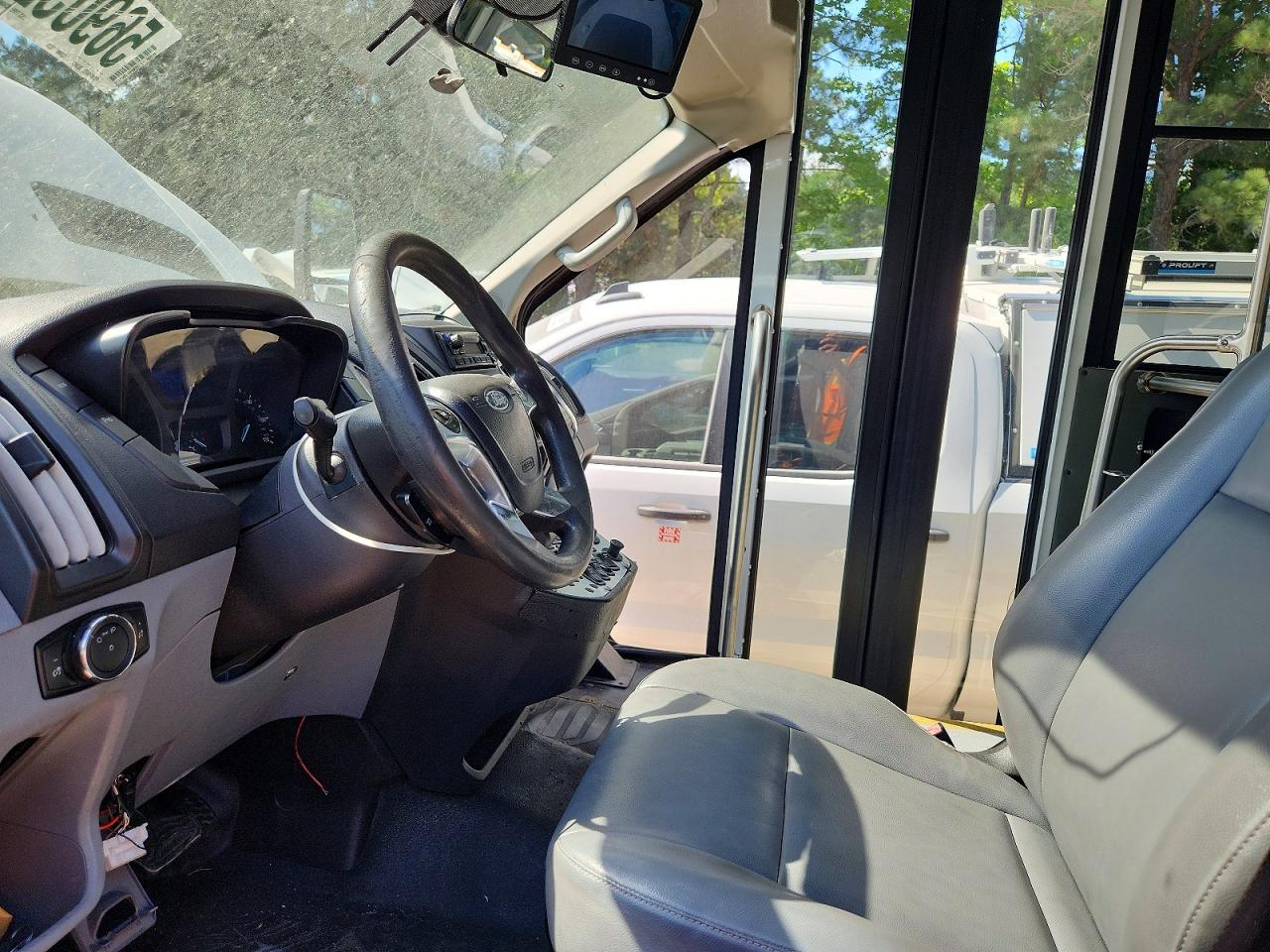 2017 Ford Transit VIN 1FDES8PM8HKA48414 COPART salvage auction — Mechanical, VA - DEALER ONLY CLEAN TITLE (P), sold $9,800 on 2026-07-01 (photo 7)