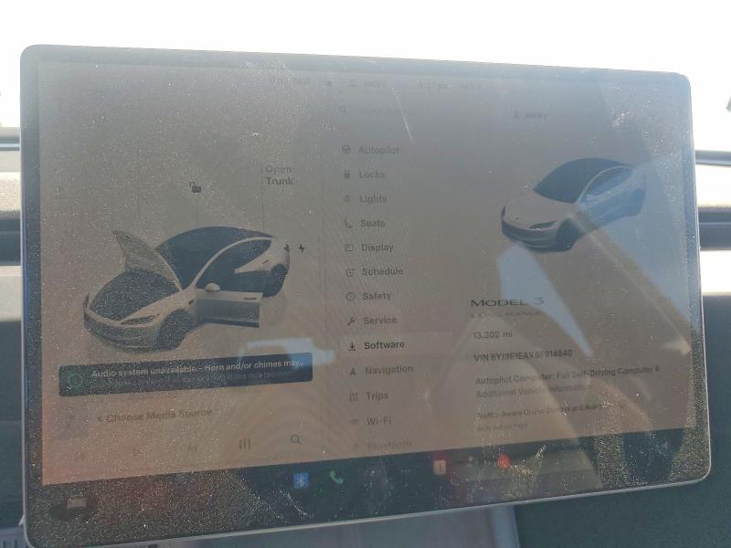2025 Tesla Model 3 VIN 5YJ3E1EAXSF914640 COPART salvage auction — FRONT END, CA - SALVAGE CERTIFICATE, sold $10,300 on 2026-07-28 (photo 9)