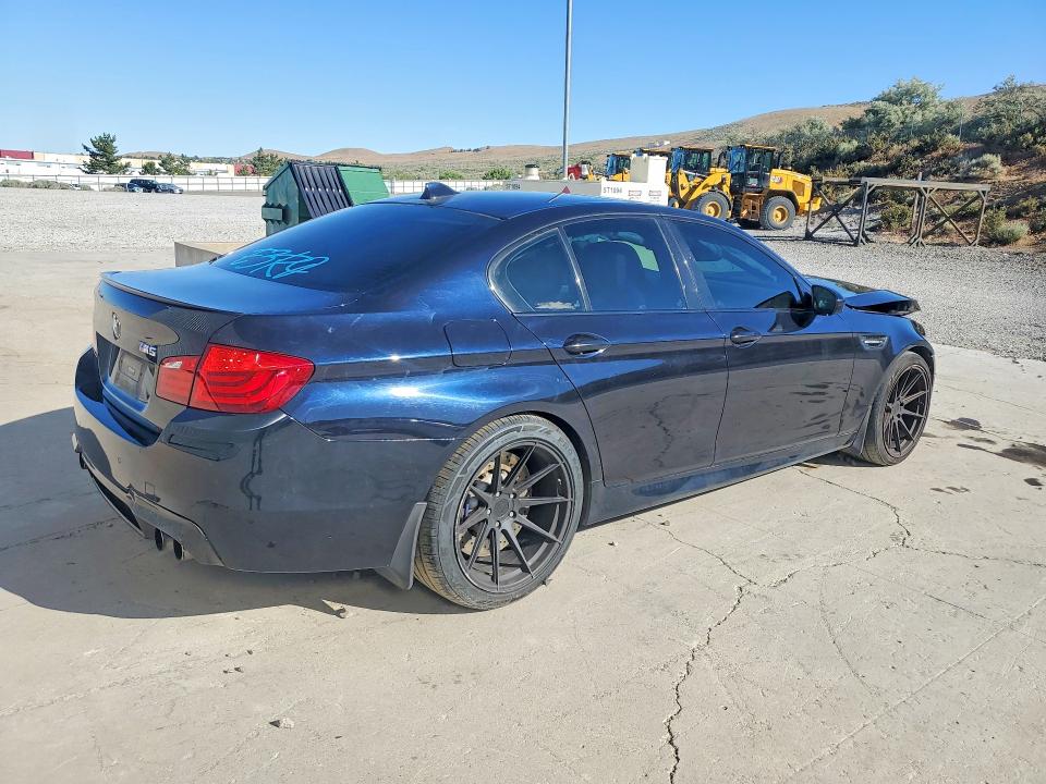2013 BMW M5 VIN WBSFV9C50DC773992 COPART salvage auction — FRONT END, CA - CERTIFICATE OF TITLE, sold $2,550 on 2026-07-07 (photo 3)