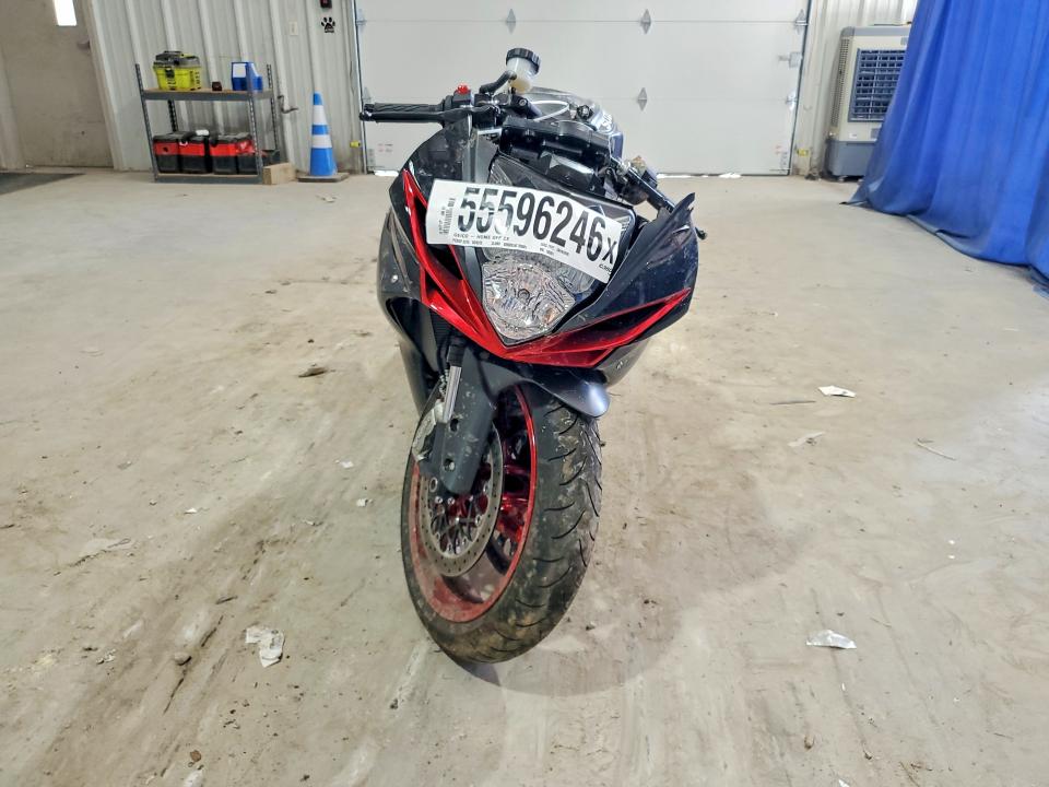 2026 Suzuki Gsx-r VIN JS1GN7FA9T7100001 COPART salvage auction — FRONT END, Wv - Salvage Certificate, sold $2,450 on 2026-07-16 (photo 2)