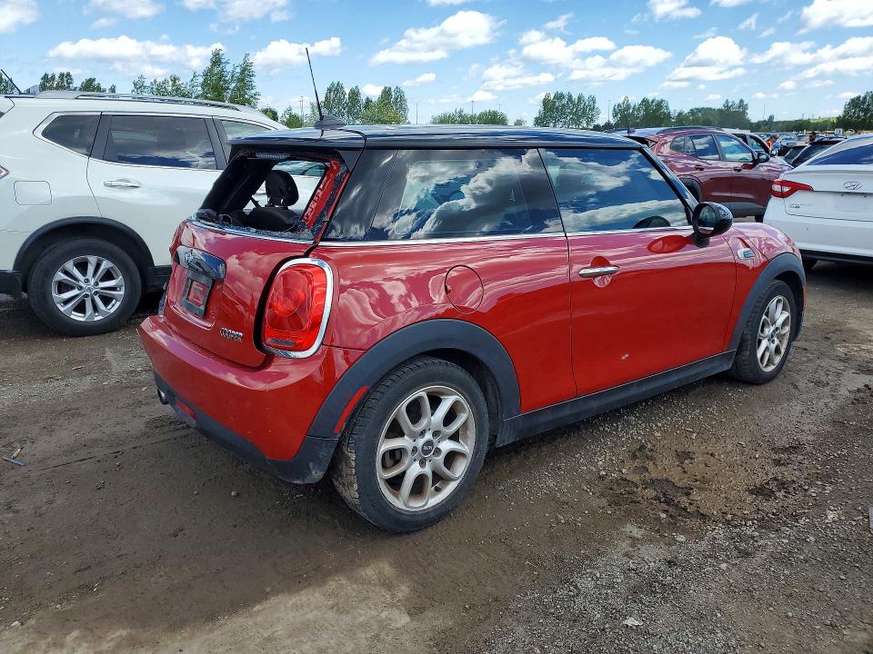 2016 Mini VIN WMWXP5C57G2D13883 COPART salvage auction — REAR END, On - Permit Salvage, sold $2,250 on 2026-08-04 (photo 3)