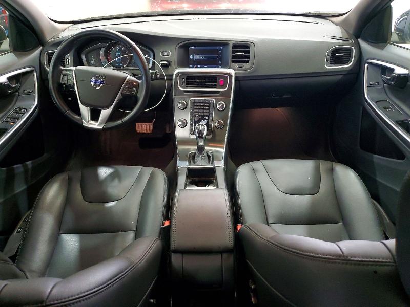 2015 Volvo V60 VIN YV126MEC5F1207076 COPART salvage auction — MECHANICAL, CT - CERT OF TITLE-SALVAGE, sold $1,800 on 2026-07-16 (photo 8)