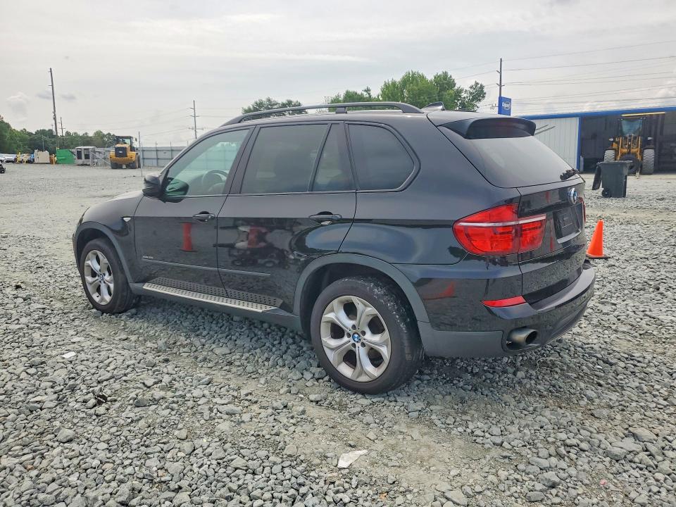 2011 BMW X5 VIN 5UXZV4C55BL404452 COPART salvage auction — MECHANICAL, Nc - Dealer Only Clean Title, sold $550 on 2026-07-29 (photo 2)