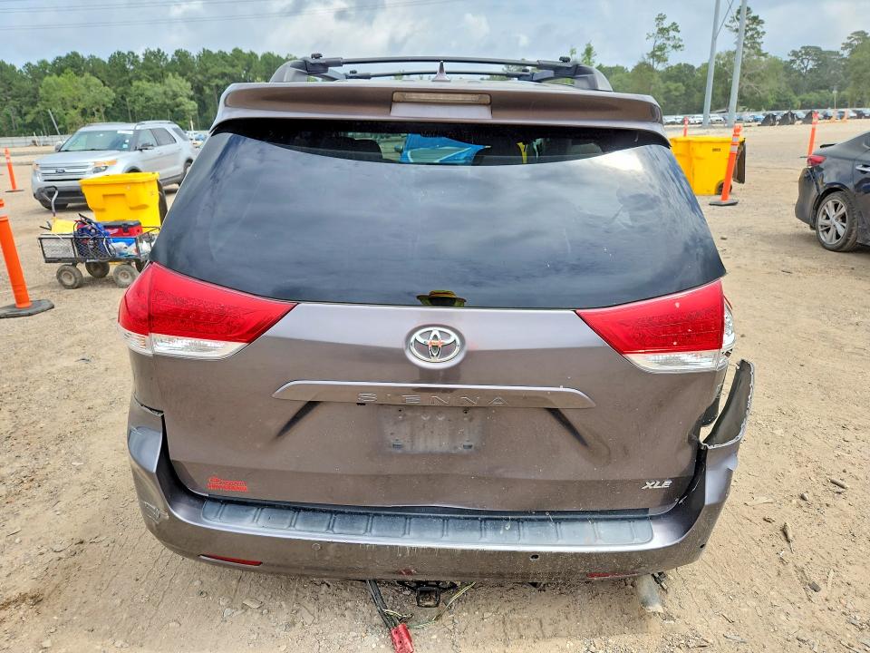2012 Toyota VIN 5TDYK3DC7CS193865 COPART salvage auction — SIDE, La - Cert Of Title-Salvage, sold $975 on 2026-07-10 (photo 6)