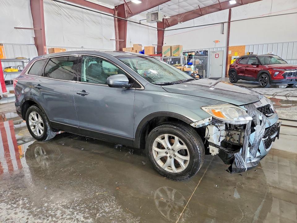2011 Mazda Cx-9 VIN JM3TB2BA6B0302847 COPART salvage auction — FRONT END, IL - SALVAGE CERTIFICATE, sold $300 on 2026-07-29 (photo 4)