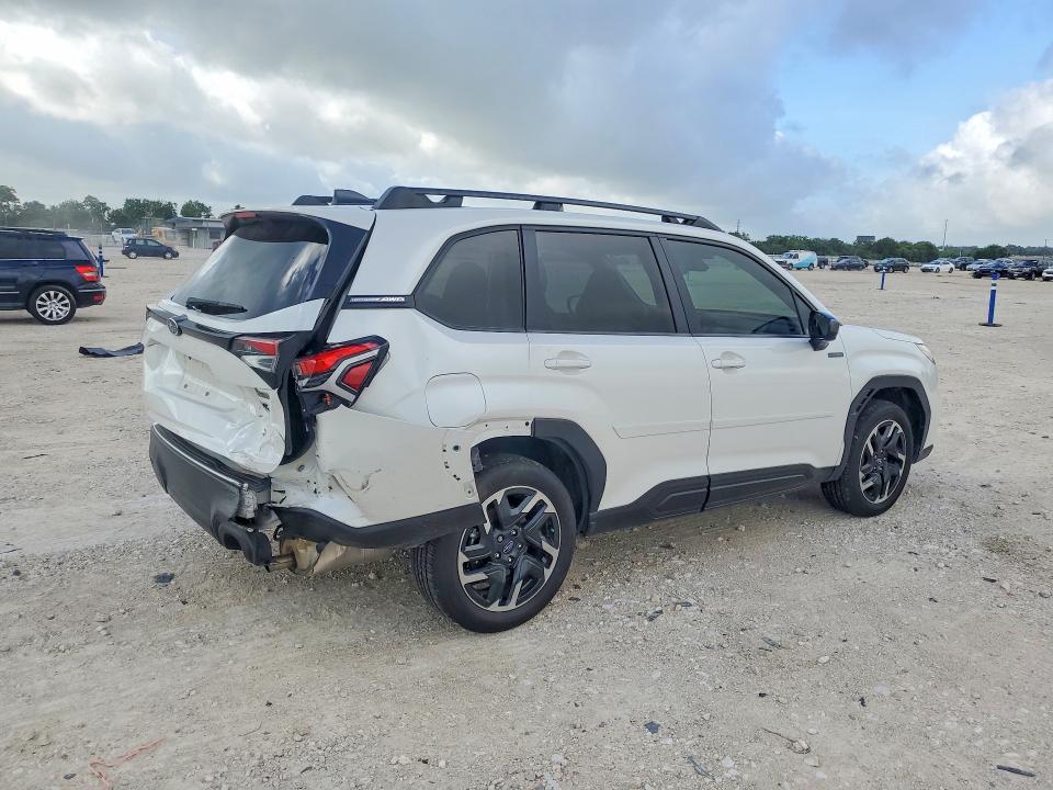 2025 Subaru VIN JF2SLSED6SH407978 COPART salvage auction — REAR END, Tx - Salvage Vehicle Title, sold $11,600 on 2026-07-02 (photo 3)