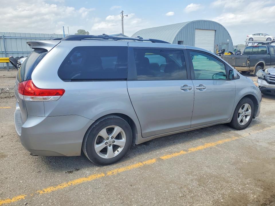 2011 Toyota Sienna VIN 5TDKK3DC3BS056832 COPART salvage auction — SIDE, Ks - Cert Of Title-Salvage, sold $1,200 on 2026-07-08 (photo 3)