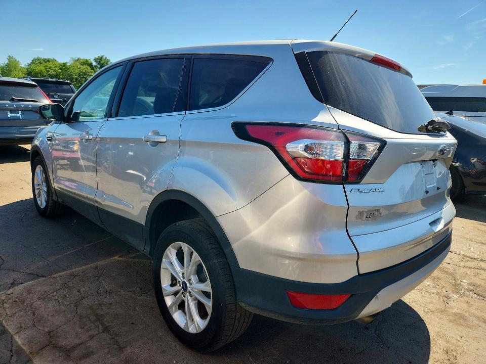 2017 Ford Escape VIN 1FMCU9GD9HUD95598 COPART salvage auction — UNDERCARRIAGE, Mt - Certificate Of Title, sold $950 on 2026-07-31 (photo 2)