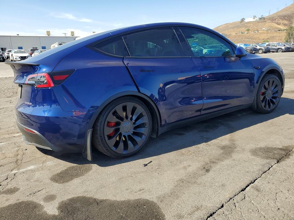 2022 Tesla Model y VIN 7SAYGDEF3NF489461 COPART salvage auction — SIDE, Ca - Salvage Certificate, sold $6,600 on 2026-07-02 (photo 3)
