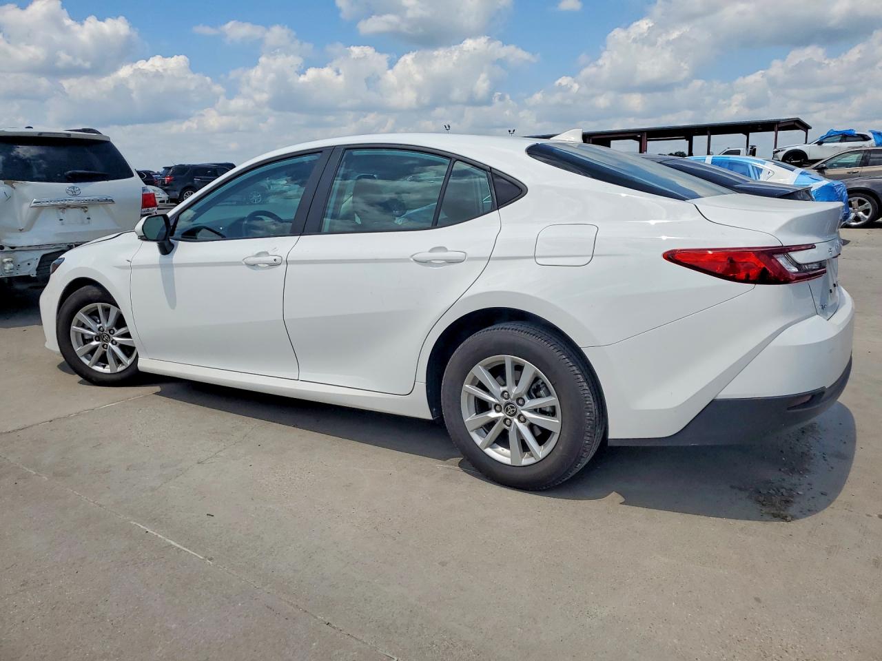 2025 Toyota Camry VIN 4T1DAACK0SU565308 COPART salvage auction — Front End, TX - SALVAGE VEHICLE TITLE, sold $13,500 on 2026-07-09 (photo 2)