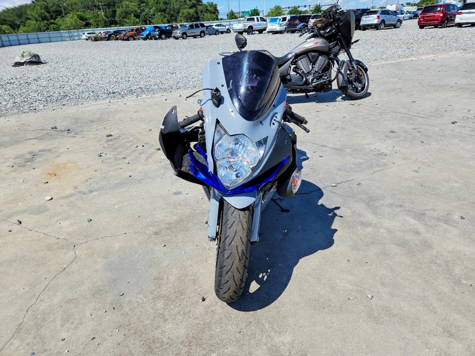 2020 Suzuki VIN JS1GN7FA5L7100268 COPART salvage auction — SIDE, Fl - Cert Of Title Slvg Rebuildable, sold $1,300 on 2026-07-27 (photo 2)
