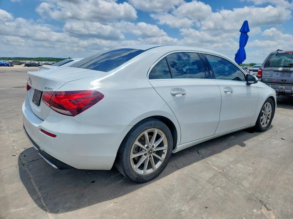 2020 Mercedes-benz A-klasse VIN WDD3G4EB0LW042332 COPART salvage auction — NORMAL WEAR, Tx - Cert Of Title-Rebuilt Salvage, sold $8,200 on 2026-07-09 (photo 3)