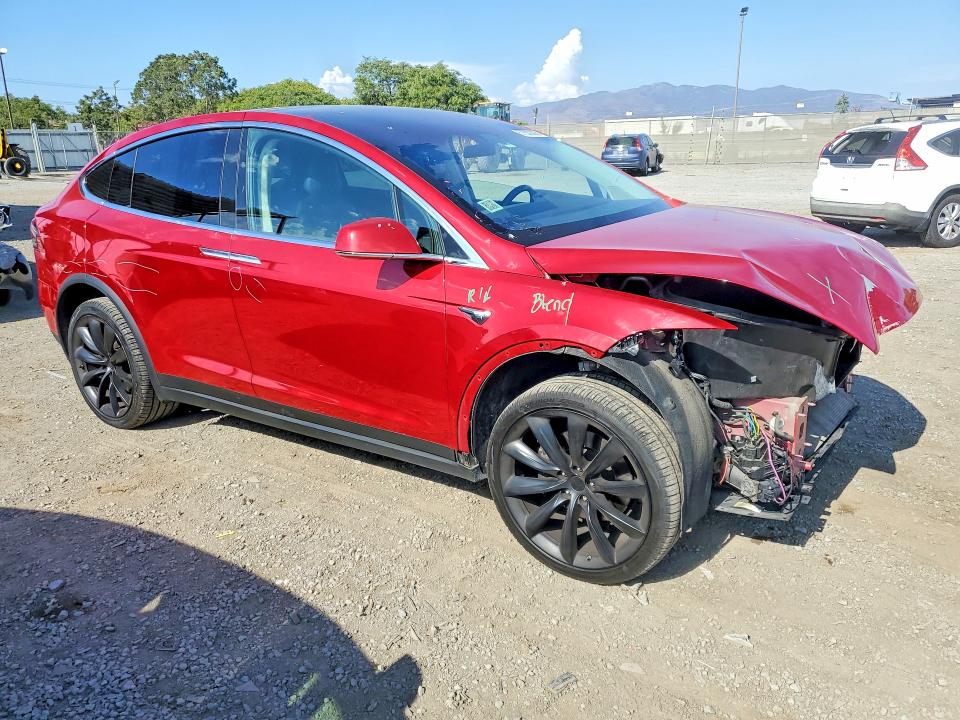 2017 Tesla Model x VIN 5YJXCAE20HF041280 COPART salvage auction — FRONT END, CA - SALVAGE CERTIFICATE, sold $4,900 on 2026-07-24 (photo 4)