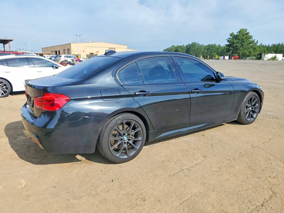 2018 BMW 3er VIN WBA8B9G50JNU98382 COPART salvage auction — FRONT END, SC - CERT OF TITLE-SALVAGE, sold $10,100 on 2026-07-24 (photo 3)