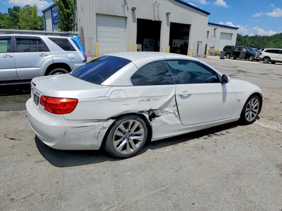2013 BMW 3er VIN WBADW3C50DJ525792 COPART salvage auction — REAR END, GA - CERT OF TITLE-SALVAGE, sold $1,350 on 2026-07-27 (photo 3)