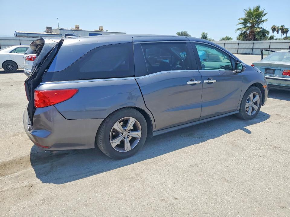 2018 Honda Odyssey VIN 5FNRL6H7XJB053407 COPART salvage auction — REAR END, Ca - Salvage Certificate, sold $4,050 on 2026-07-24 (photo 3)