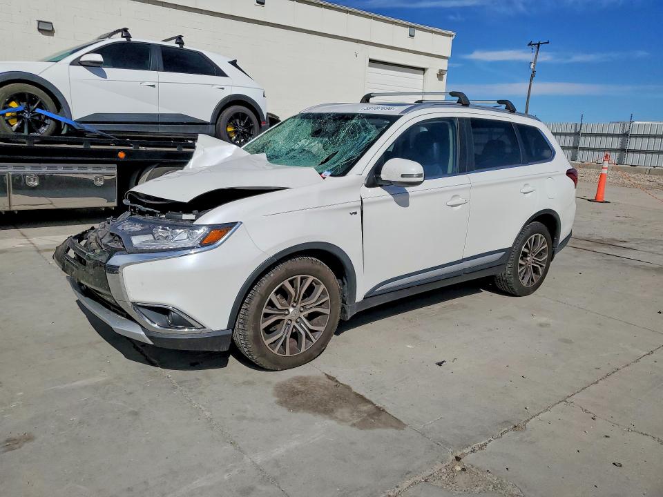 2016 Mitsubishi Outlander VIN JA4JZ4AX0GZ008791 COPART salvage auction — FRONT END, Id - Certificate Of Title, sold $800 on 2026-07-14 (photo 1)