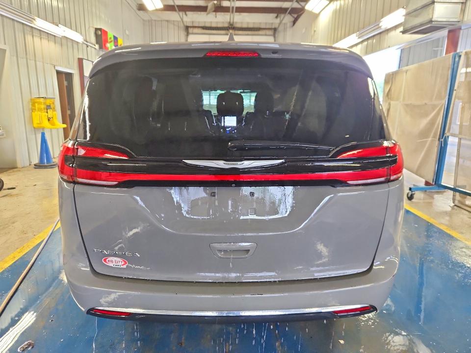 2022 Chrysler Pacifica VIN 2C4RC1BG0NR167843 COPART salvage auction — SIDE, MI - CERTIFICATE OF TITLE, sold $3,950 on 2026-07-23 (photo 6)