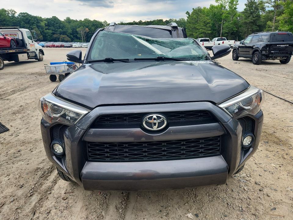 2018 Toyota VIN JTEZU5JR1J5175279 COPART salvage auction — ROOF, Nc - Dealer Only Clean Title, sold $8,400 on 2026-07-10 (photo 5)