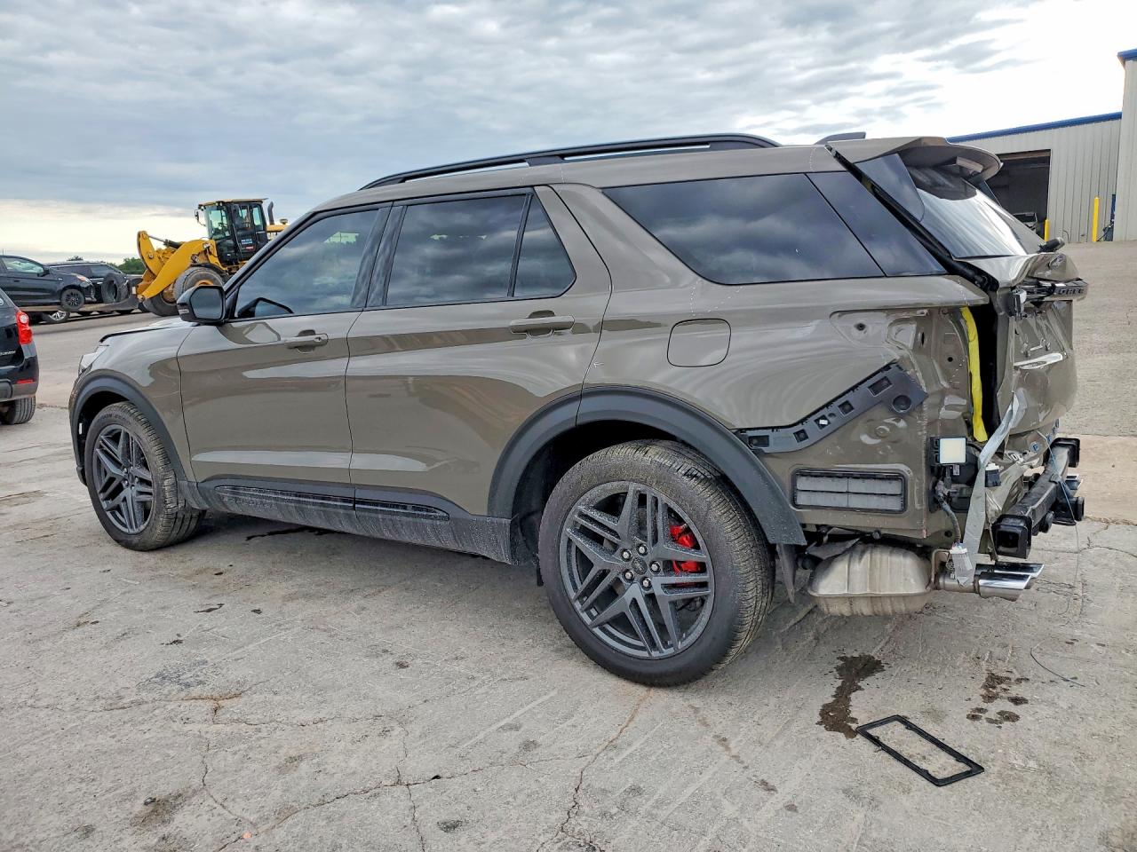 2026 Ford Explorer VIN 1FMWK8GC4TGA10251 COPART salvage auction — Rear End, OK - CERT OF TITLE-SALVAGE, sold $24,600 on 2026-06-25 (photo 2)