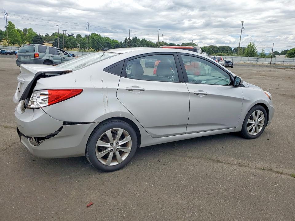 2012 Hyundai Accent VIN KMHCU4AE7CU084801 COPART salvage auction — REAR END, OR - SALVAGE TITLE CERTIFICATE, sold $675 on 2026-07-06 (photo 3)