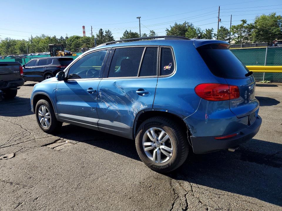 2017 Volkswagen Tiguan VIN WVGAV7AX7HK004603 COPART salvage auction — SIDE, Co - Public - Salvage Title, sold $2,350 on 2026-07-14 (photo 2)