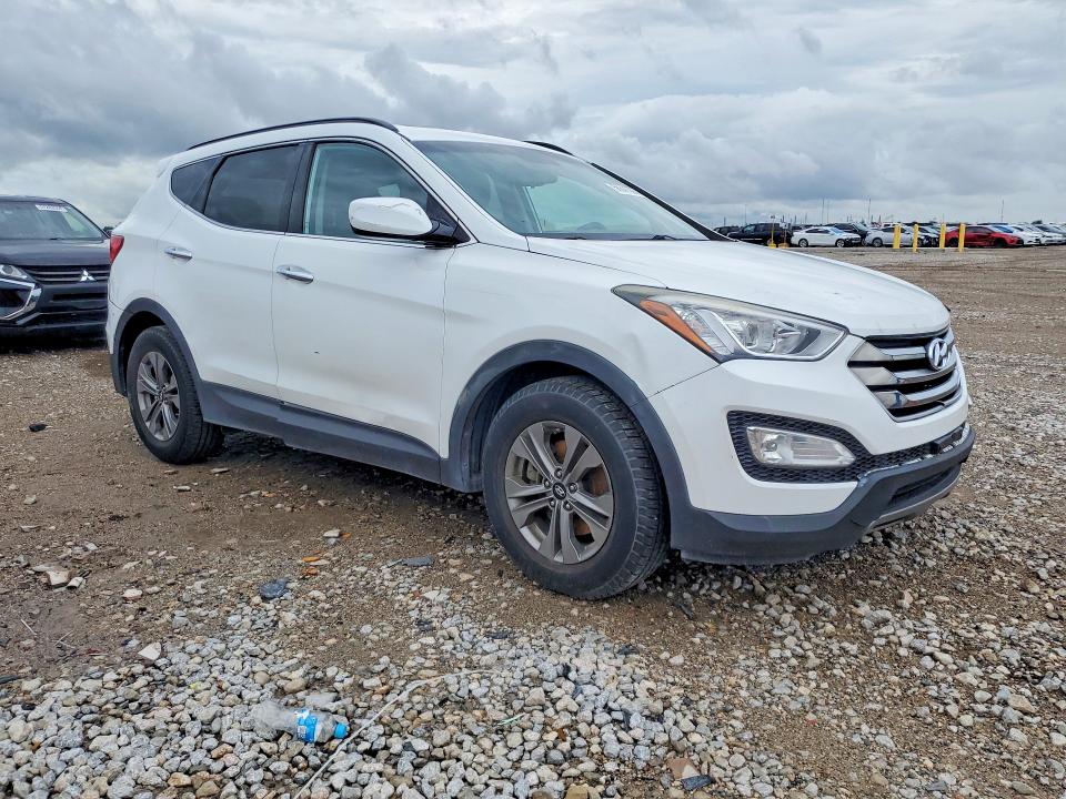 2016 Hyundai Santa fe VIN 5XYZU3LB9GG355831 COPART salvage auction — FRONT END, Tx - Salvage Vehicle Title, sold $2,250 on 2026-07-02 (photo 4)