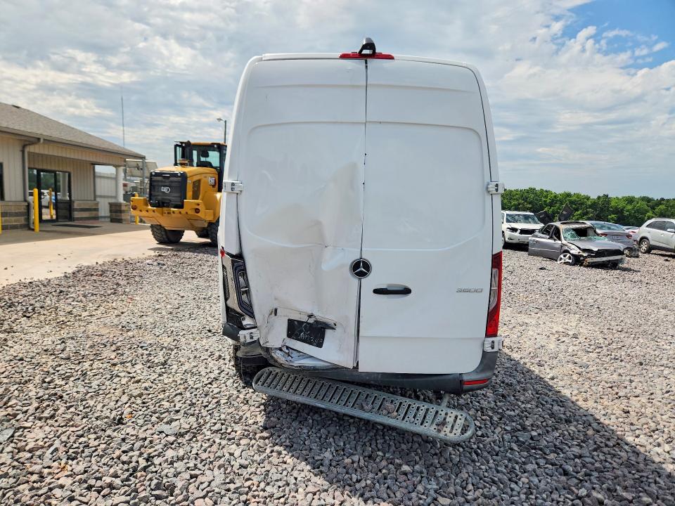 2021 Mercedes-benz VIN W1Y4DCHY7MT064540 COPART salvage auction — REAR END, Nj - Certificate Of Title, sold $9,900 on 2026-07-14 (photo 6)