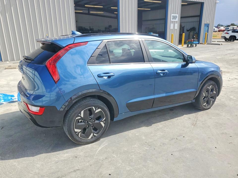 2024 Kia Niro VIN KNDCR3L19R5115933 COPART salvage auction — FRONT END, Ca - Certificate Of Title, sold $9,100 on 2026-07-06 (photo 3)