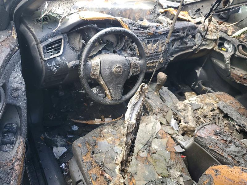 2016 Nissan VIN KNMAT2MTXGP683306 COPART salvage auction — BURN, Ma - Cert Of Title-Reconstrctd Coll, sold $350 on 2026-07-10 (photo 8)