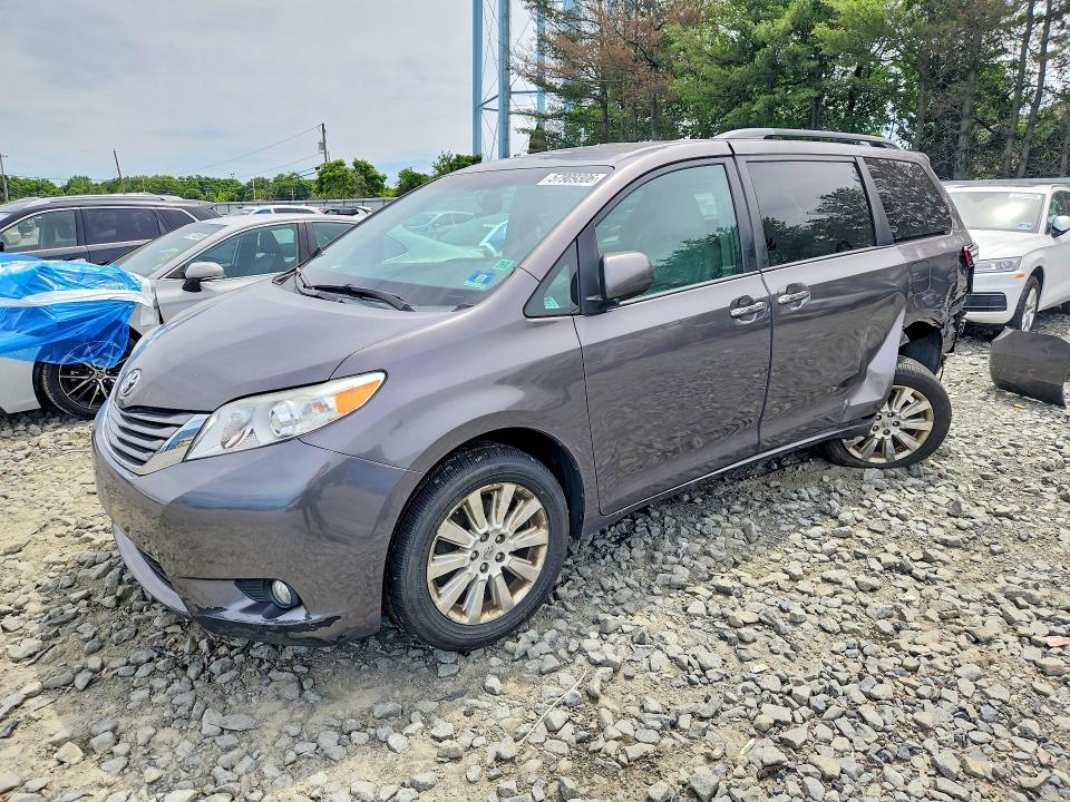 2015 Toyota Sienna VIN 5TDDK3DC1FS112278 COPART salvage auction — REAR END, Nj - Cert Of Title-Salvage, sold $1,700 on 2026-07-29 (photo 1)