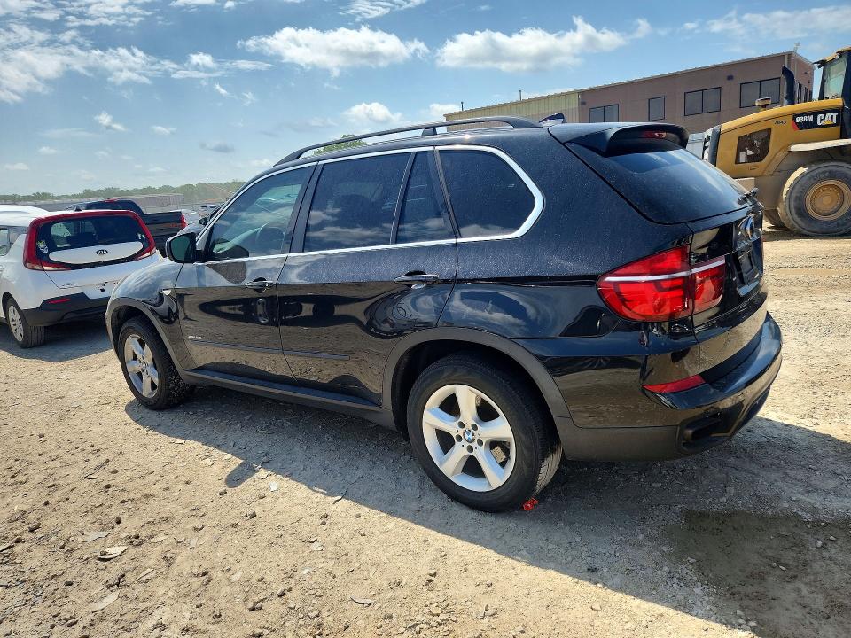 2011 BMW X5 VIN 5UXZV8C56BL420442 COPART salvage auction — SIDE, MO - SALVAGE CERTIFICATE OF TITLE, sold $600 on 2026-07-28 (photo 2)