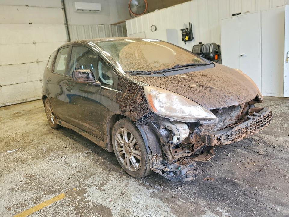 2009 Honda Fit VIN JHMGE88479S003807 COPART salvage auction — FRONT END, Me - Cert Of Title-Salvage Collisio, sold $175 on 2026-07-30 (photo 4)